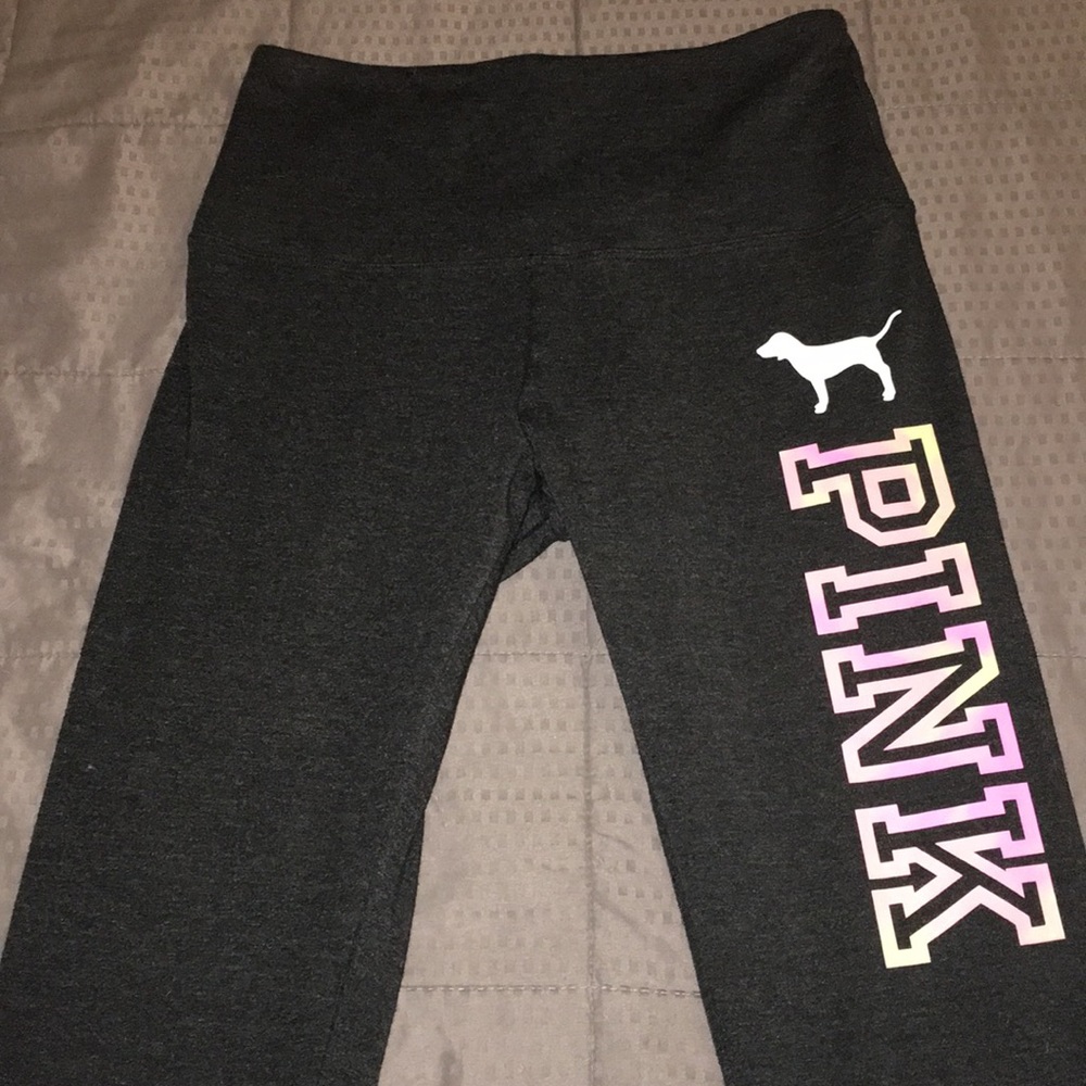 Brand new Victoria’s Secret Pink Yoga Pants Small